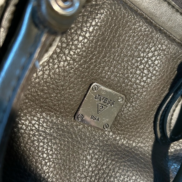 Guess Purse - Picture 2 of 8